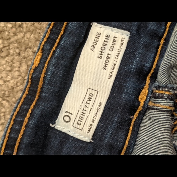 Denim jean shorts - Picture 3 of 3